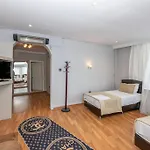 Saray Boutique Laleli
